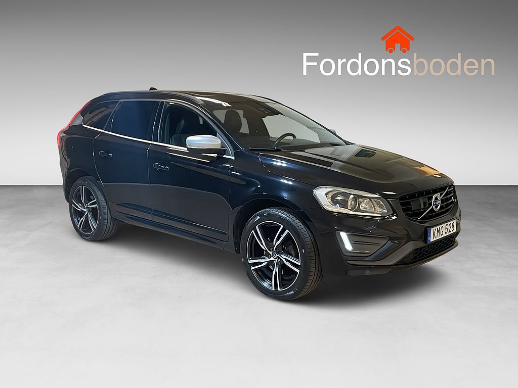 Volvo XC60 D4 AWD R-Design Drag BLIS Pano Värmare Nybes 190hk