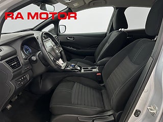 Halvkombi Nissan Leaf 8 av 22