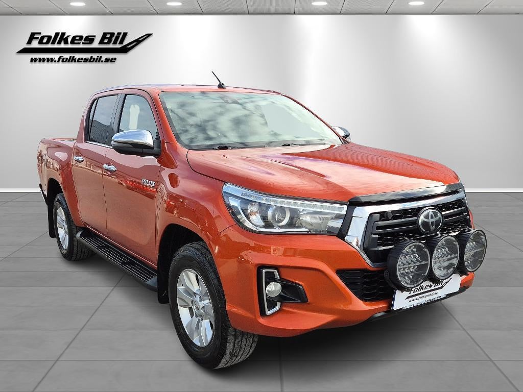 Toyota Hilux Double Cab 2.4 D Ultimate 150 hk Aut Vhjul