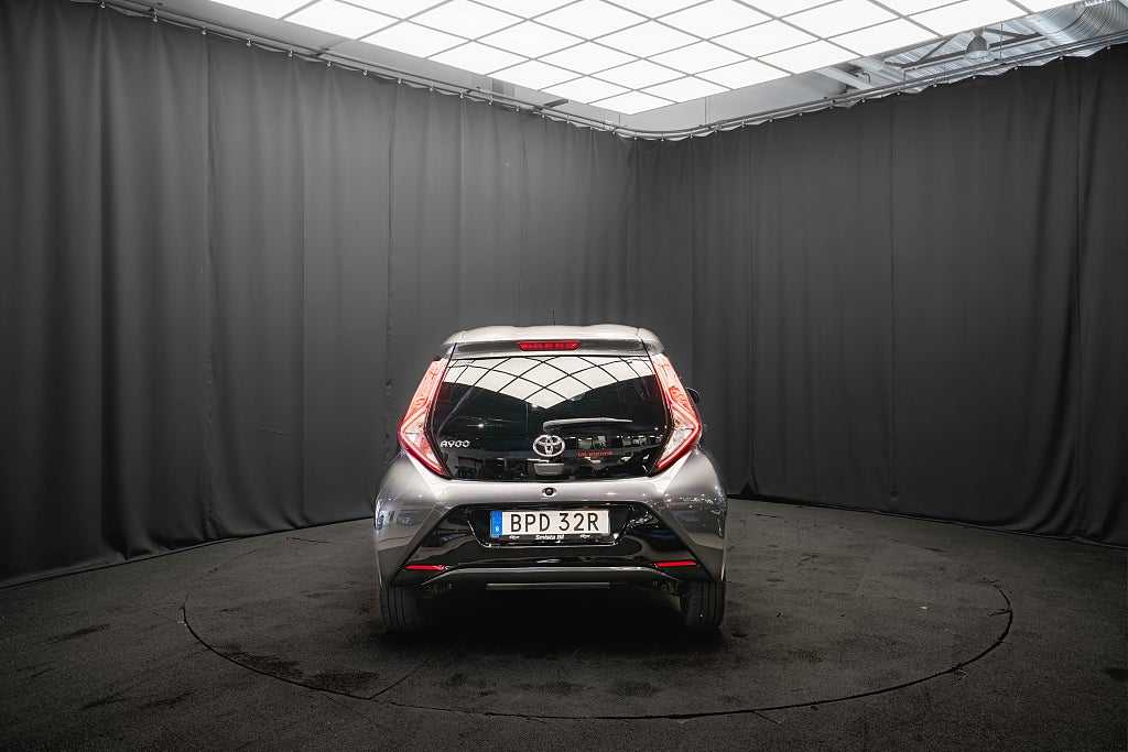 Toyota Aygo VVT-i x-shift X-PLAY STYLE KAMERA CARPLAY