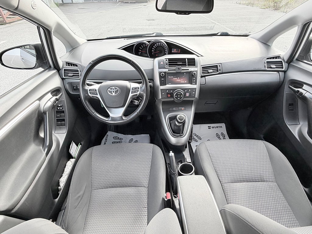 Toyota Verso 1.6 Manual, 111hp, 2014