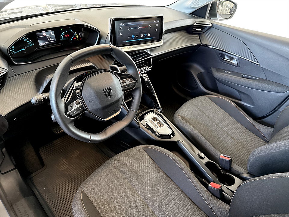 Bild på Peugeot 208 Style Hybrid 100hk Aut CARPLAY BACKSENSORER