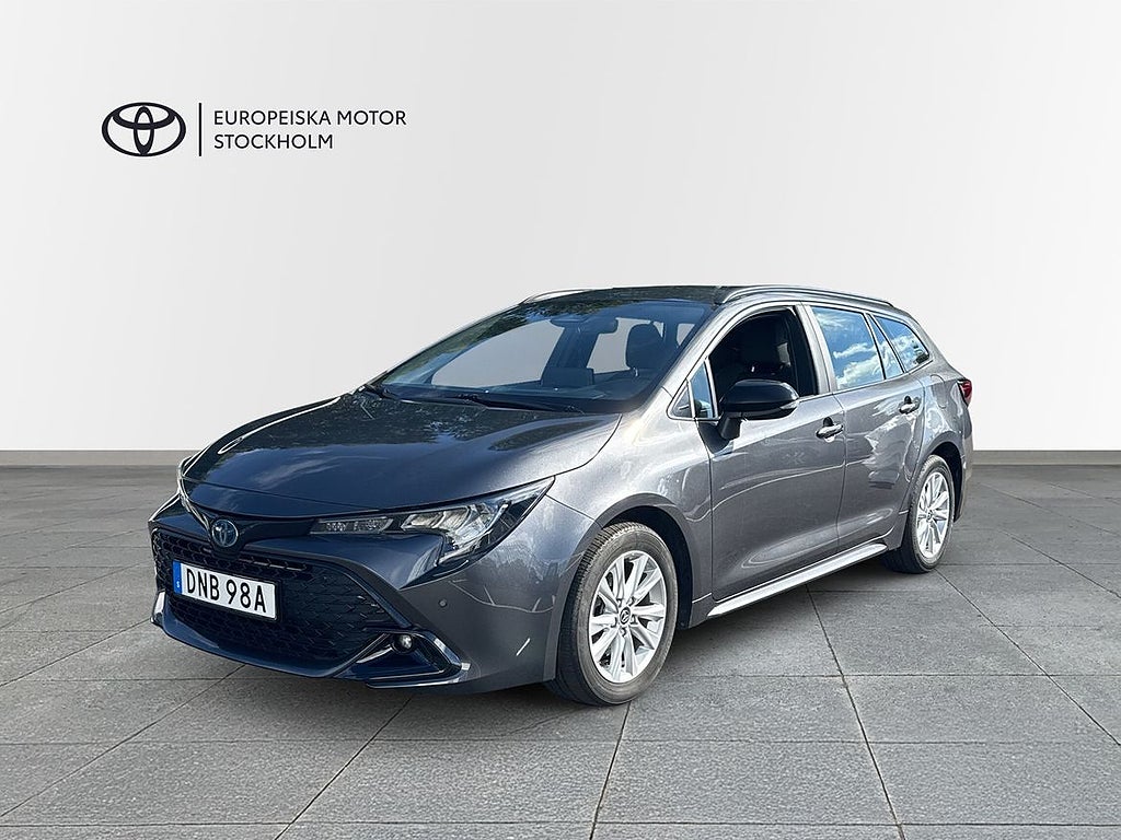 Toyota Corolla TS 1,8 Active Plus Vinterhjul HELGENS KLIPP!