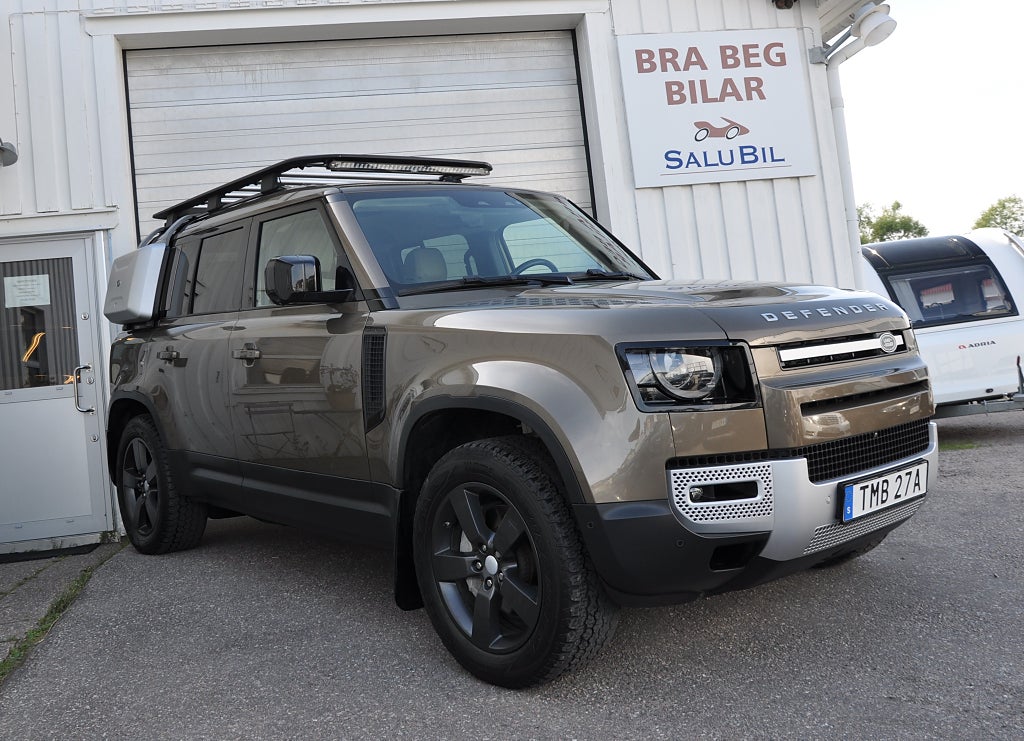 Land Rover Defender 2020
