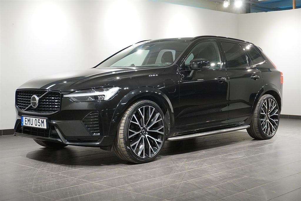 Volvo XC60 Ränta 4,99% | T8 AWD Recharge R-Design B W Panorama 22