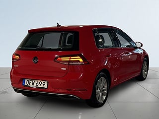 Volkswagen Golf 5-dörrar 1.0 TSI Kamera Drag Extraljus Mvärm S/V-hjul – bild 6