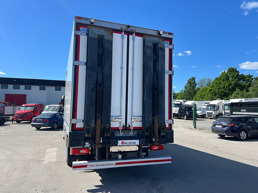 Scania G320 4x2 Maskintransport, Borrigg, Servicebil