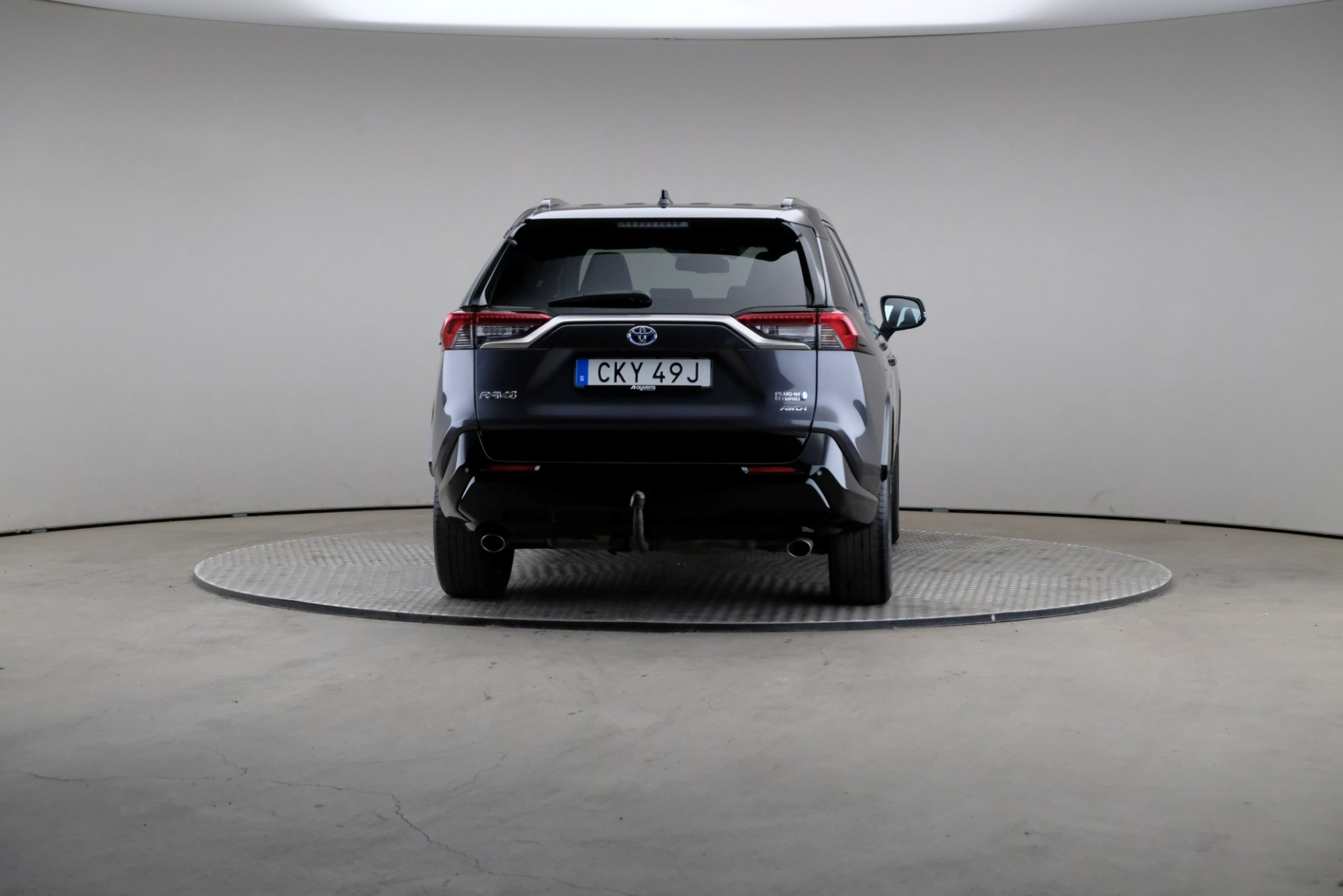 Toyota RAV4 Plug-In 2023, photo 2/10