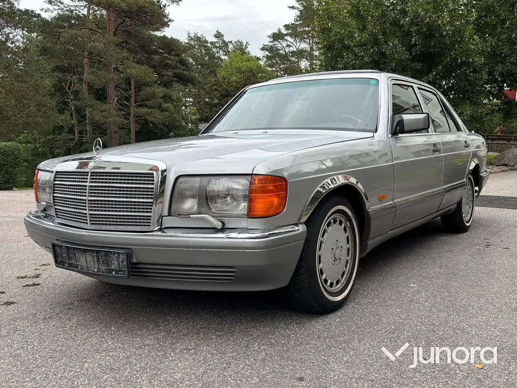 Mercedes-Benz 300 SE