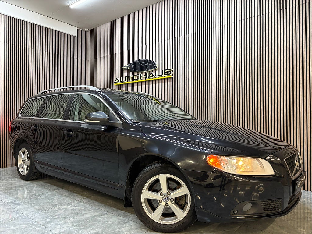 Volvo V70 D4 163hk Summum Taklucka Skinn Navi Dragkrok 1,95%
