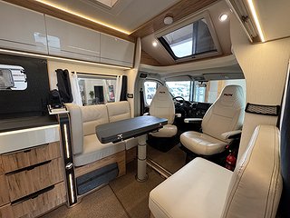 Husbil-halvintegrerad Pilote P 740 FC Evidence Automat 2 av 22