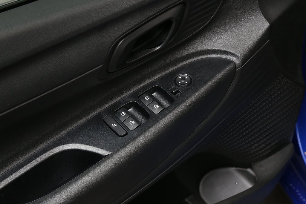 Hyundai i20 1,2 MPI 84hk Essential CarPlay I Kamera I Nybilsgaranti 2023