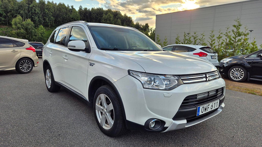 Mitsubishi Outlander PHEV CVT Business Euro 6