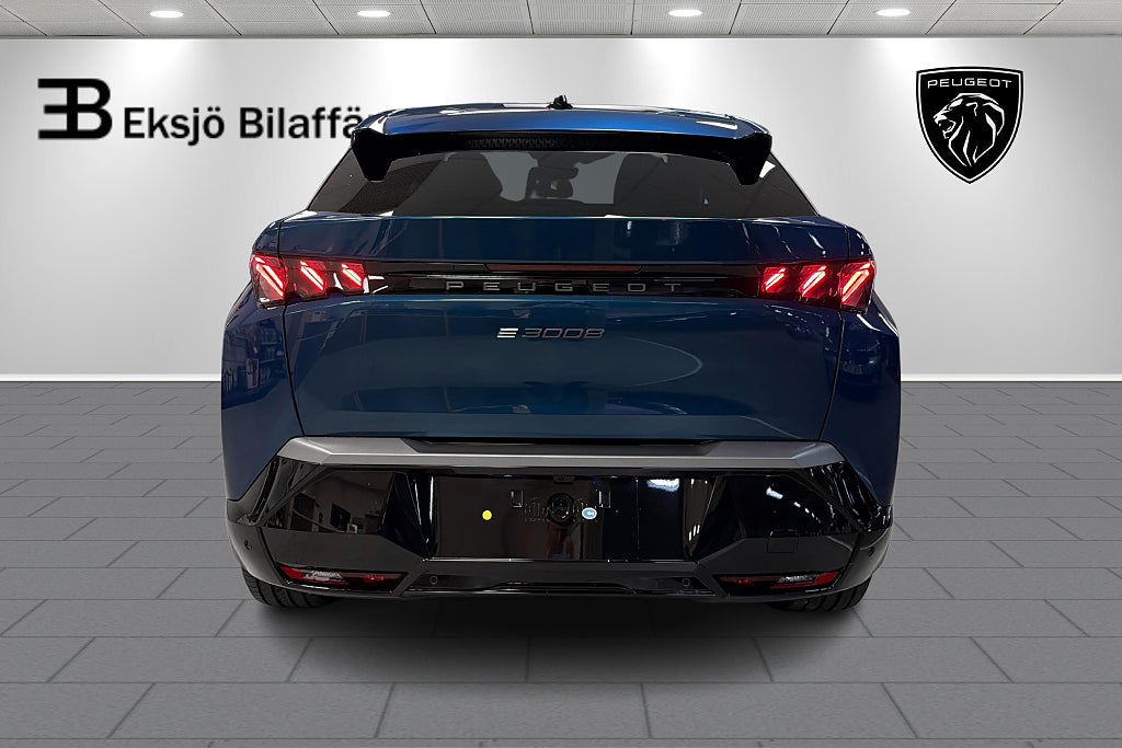 Peugeot E-3008, 214hp, 2026