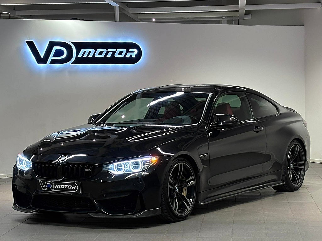BMW M4 2015