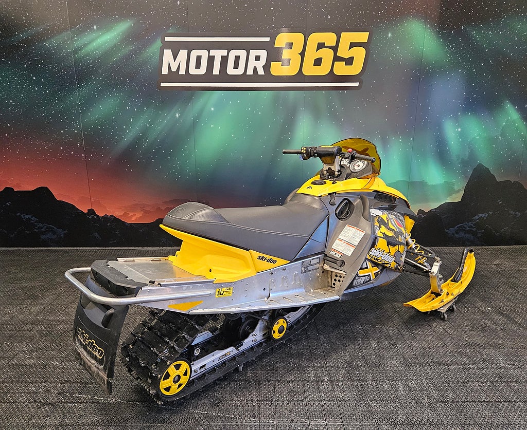 Ski-Doo MXZ 550 2007 - miniatyr 3
