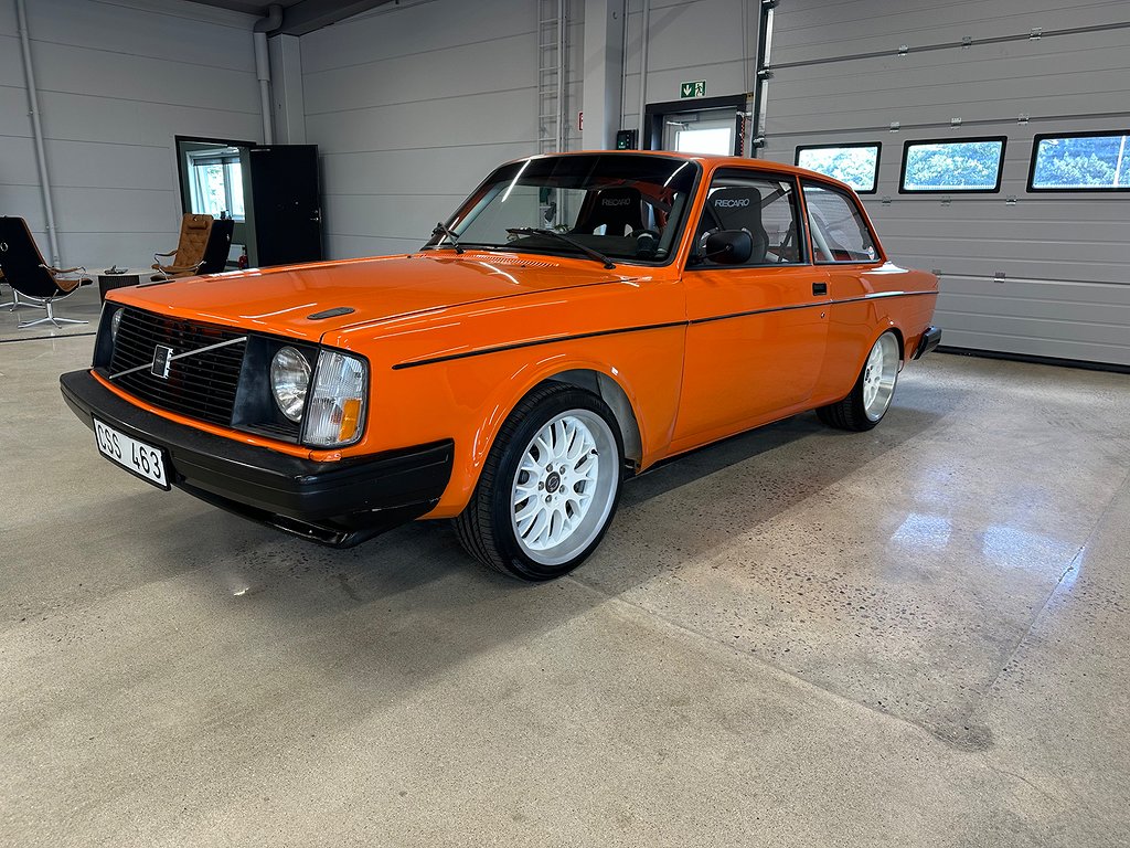 Volvo 240 Volvo 242 T5