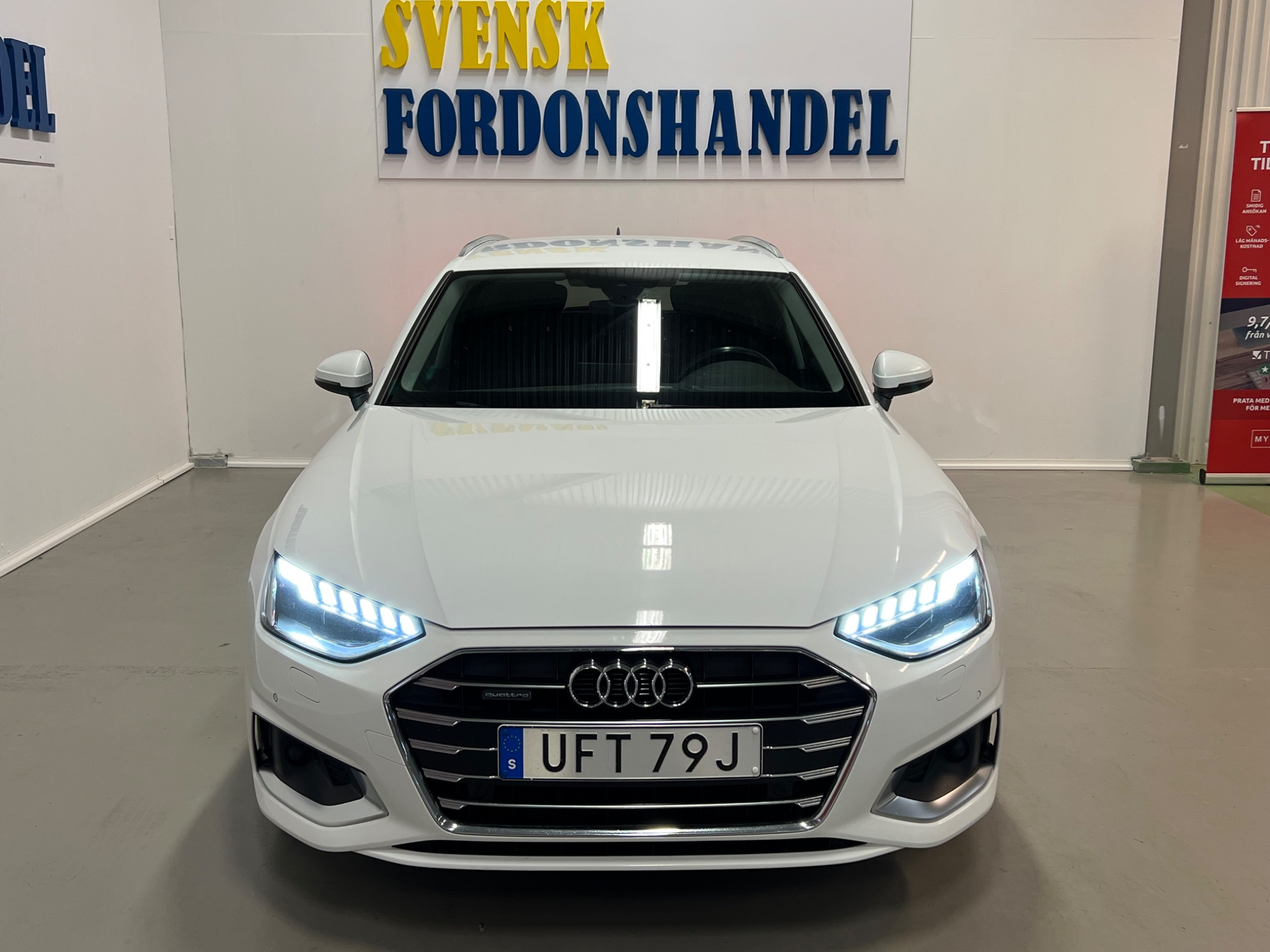 Audi A4 2021, bild 3/58