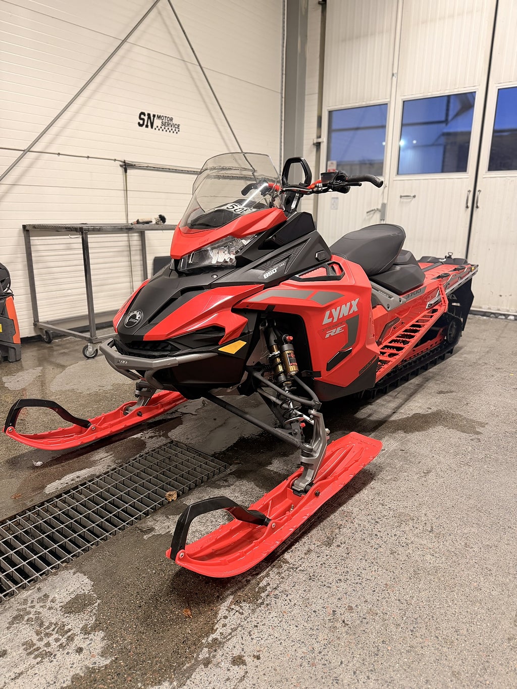 Lynx Xterrain RE3700 850 E-TEC