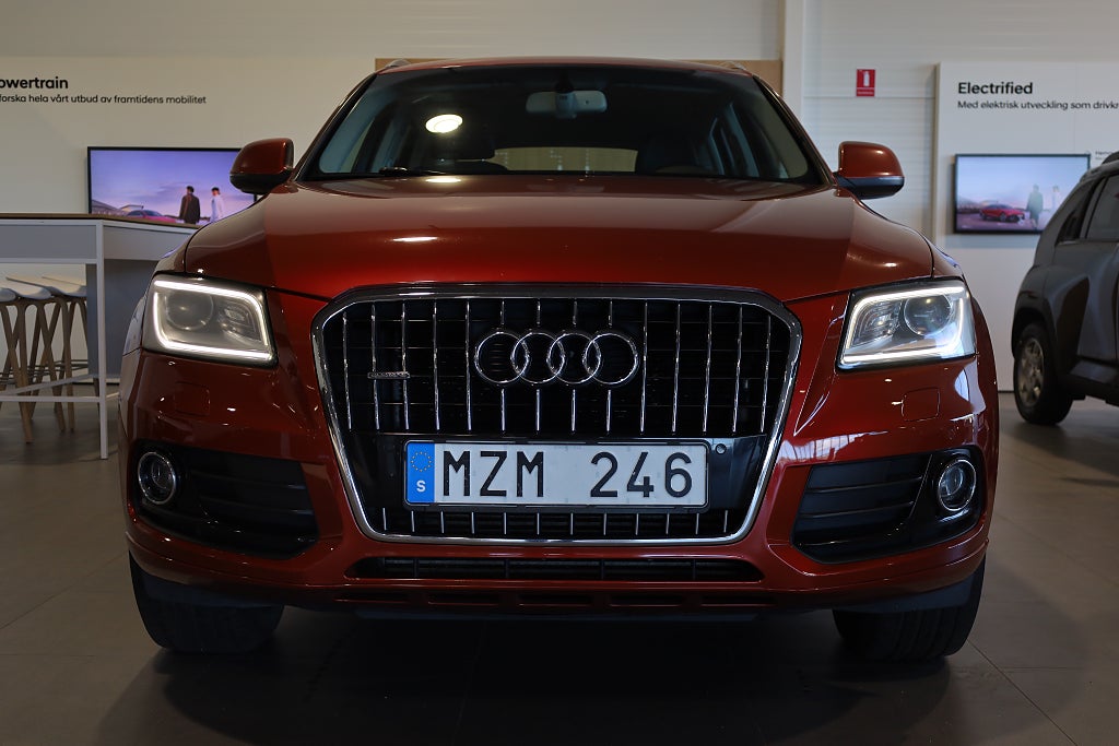 Audi Q5 2.0 TFSI 225HK Quattro AUT Design-PKT Drag Värmare PDC 2013