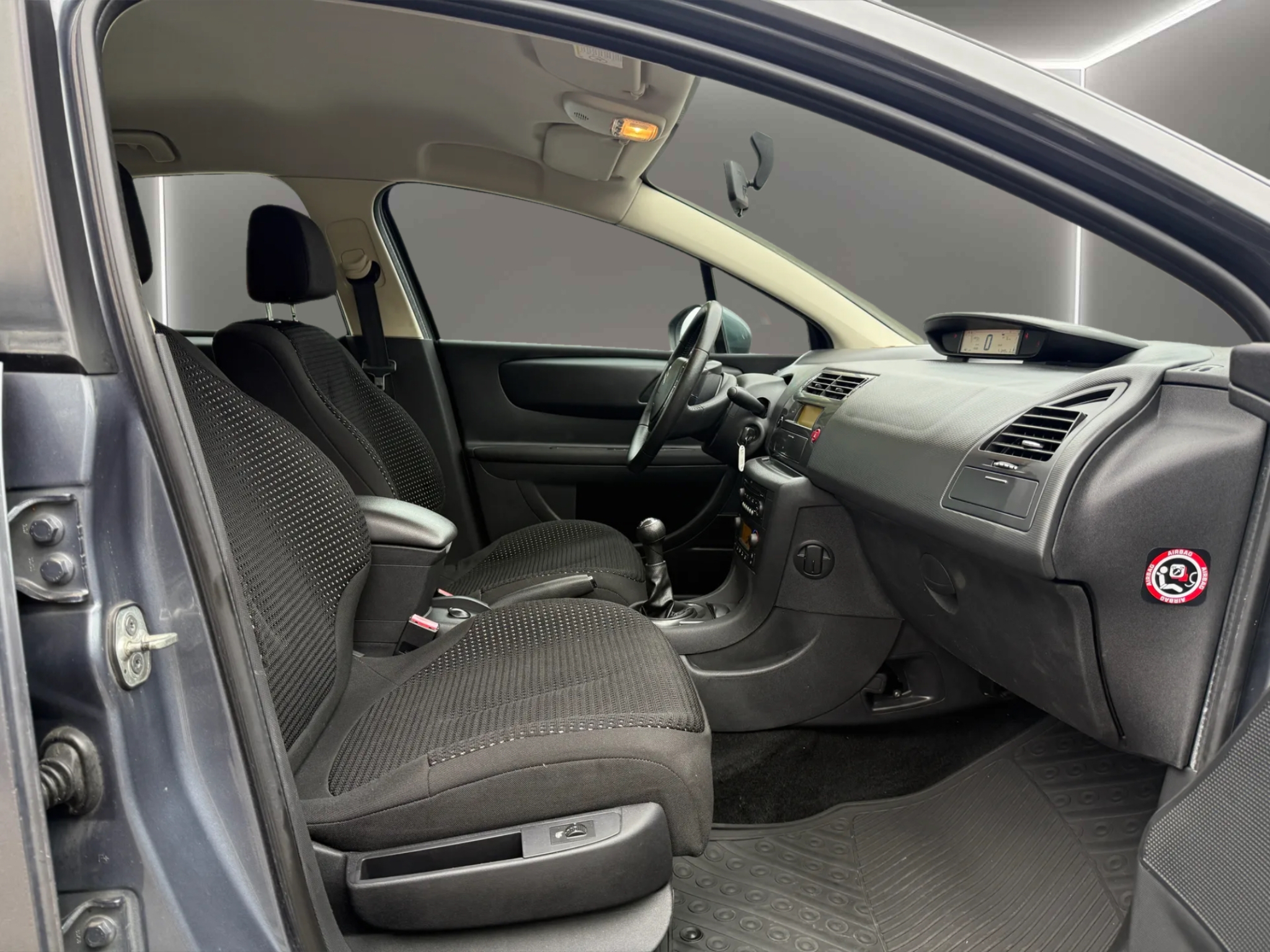 Citroen C4 2009, bild 6/36