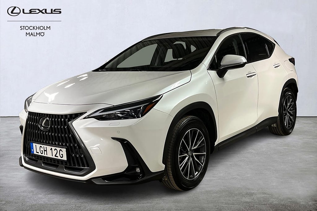 Lexus NX 450h+ Business Plus AWD Dragkrok Skinn P-värm