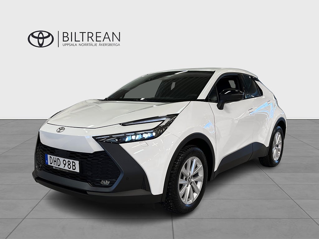 Toyota C-HR 2,0 Laddhybrid FWD Style Teknikpaket V-hjul Ingår!