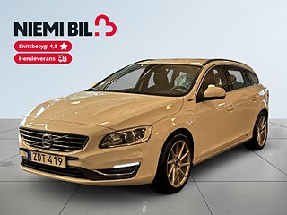 Volvo V60 D5 Twin Engine AWD Momentum Drag/MoK/S&V/Psens/Rattvärm – bild 1