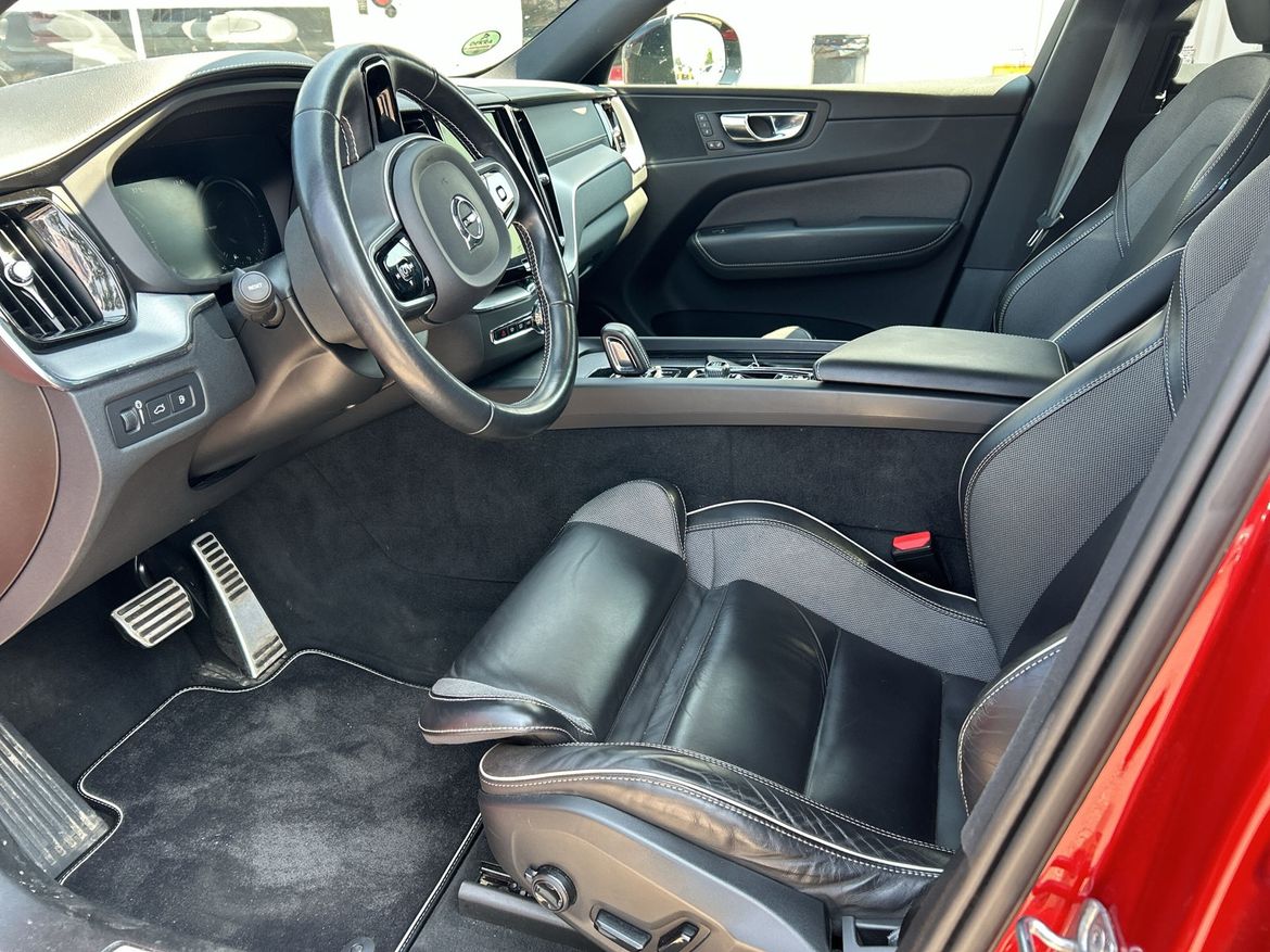 Volvo XC60 Recharge T6 AWD R-Design 2021, bild 5/10