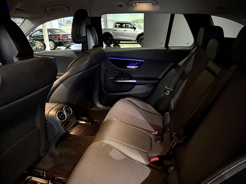 Mercedes-Benz C 220 d 4MATIC Avantgarde Värmare Drag Advancedpaket Plus - bild 22