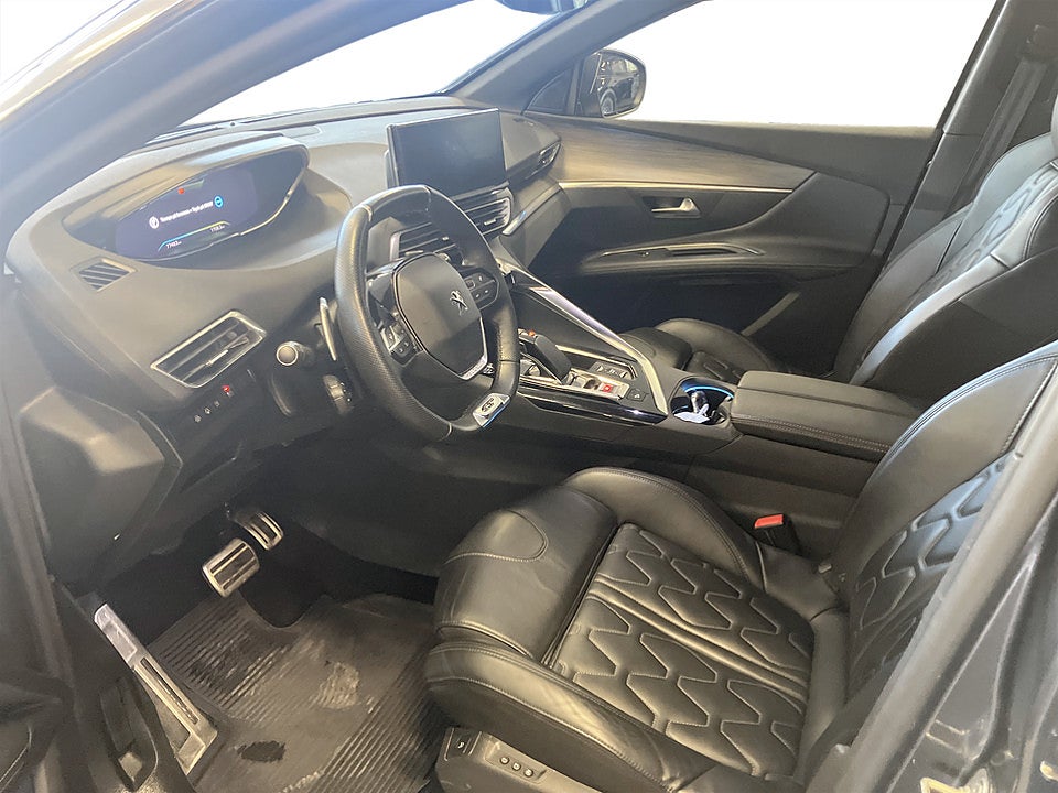 Bild på Peugeot 3008 GT HYBRID4 300hk Aut AWD ELSTOL B-KAMERA DRAG