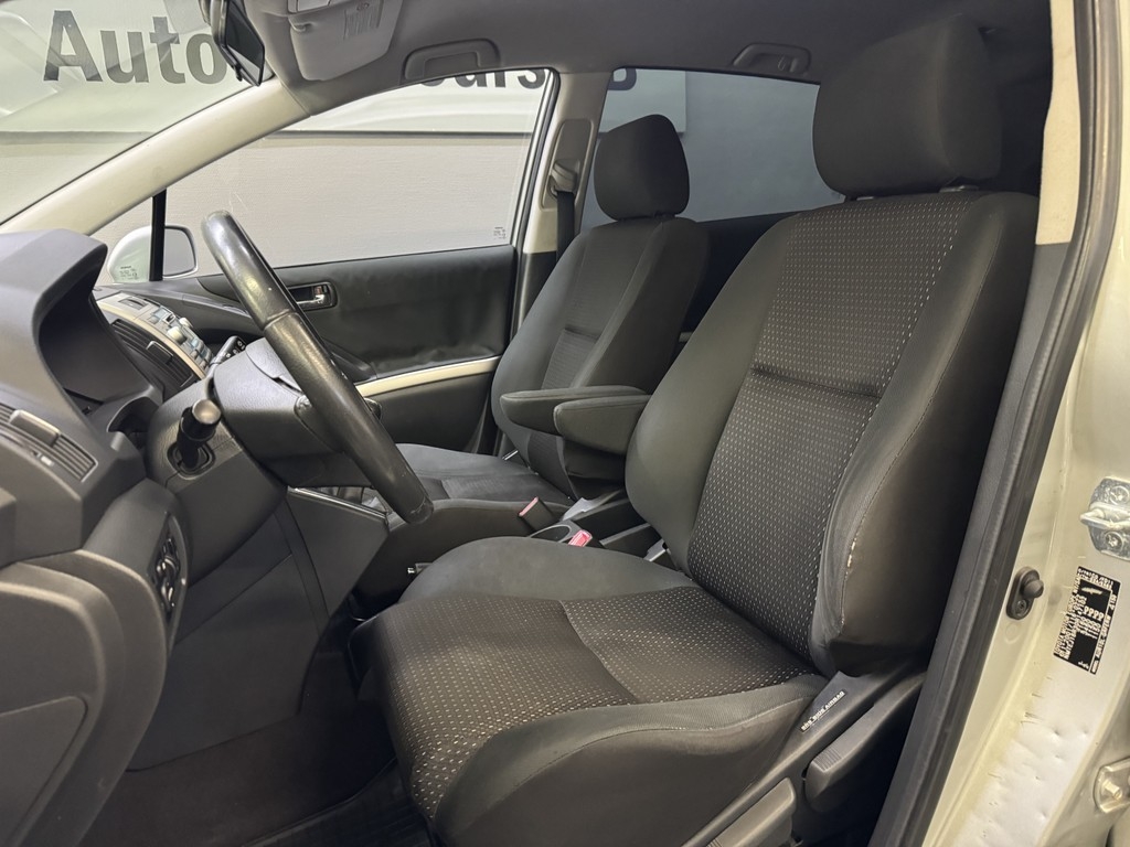 Toyota Corolla Verso 2.2 D-4D 2008, kuva 7/10