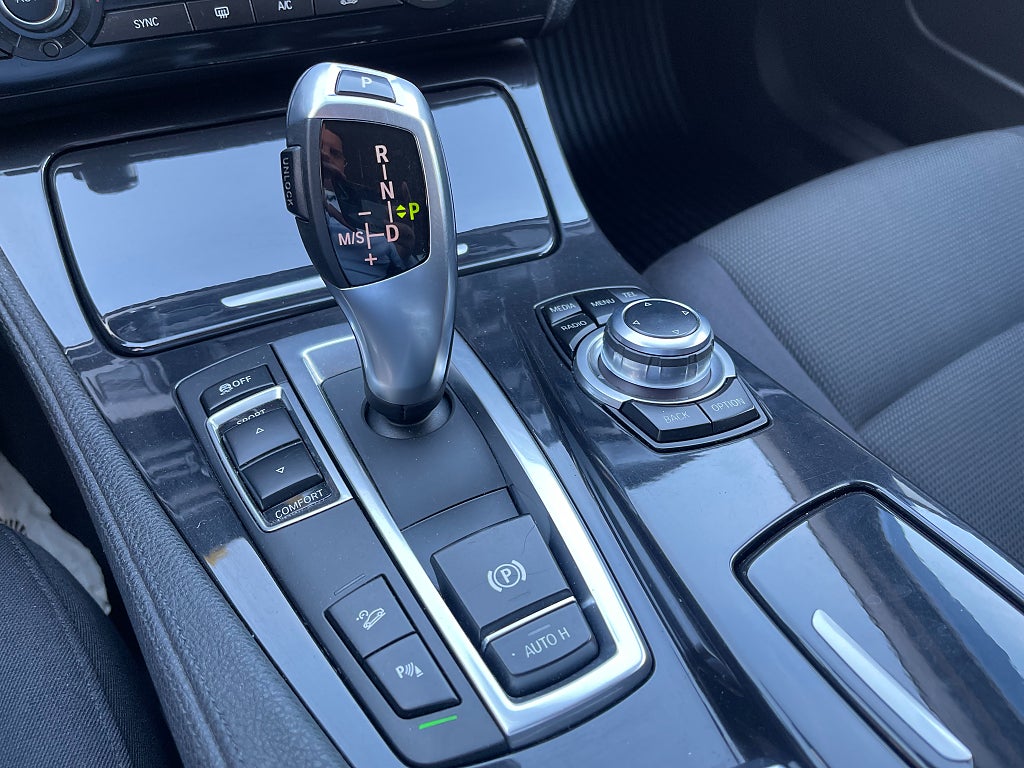 BMW 520d xDrive Touring 190 hk VÄRMARE DRAG