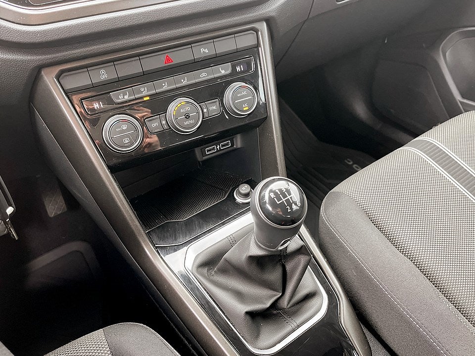 Bild på Volkswagen T-Roc 1.0 116hk - DRAG, CARPLAY