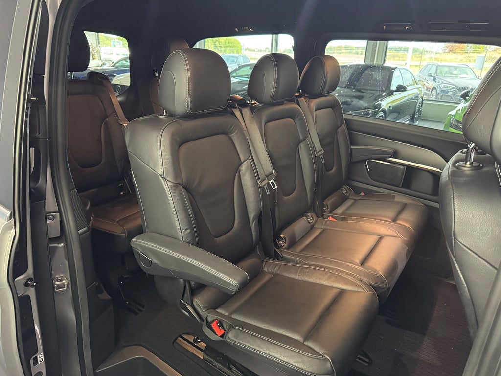 Mercedes-Benz V300 d 300 d 4Matic Lång AMG Värmare Drag Burmester Läder - bild 10