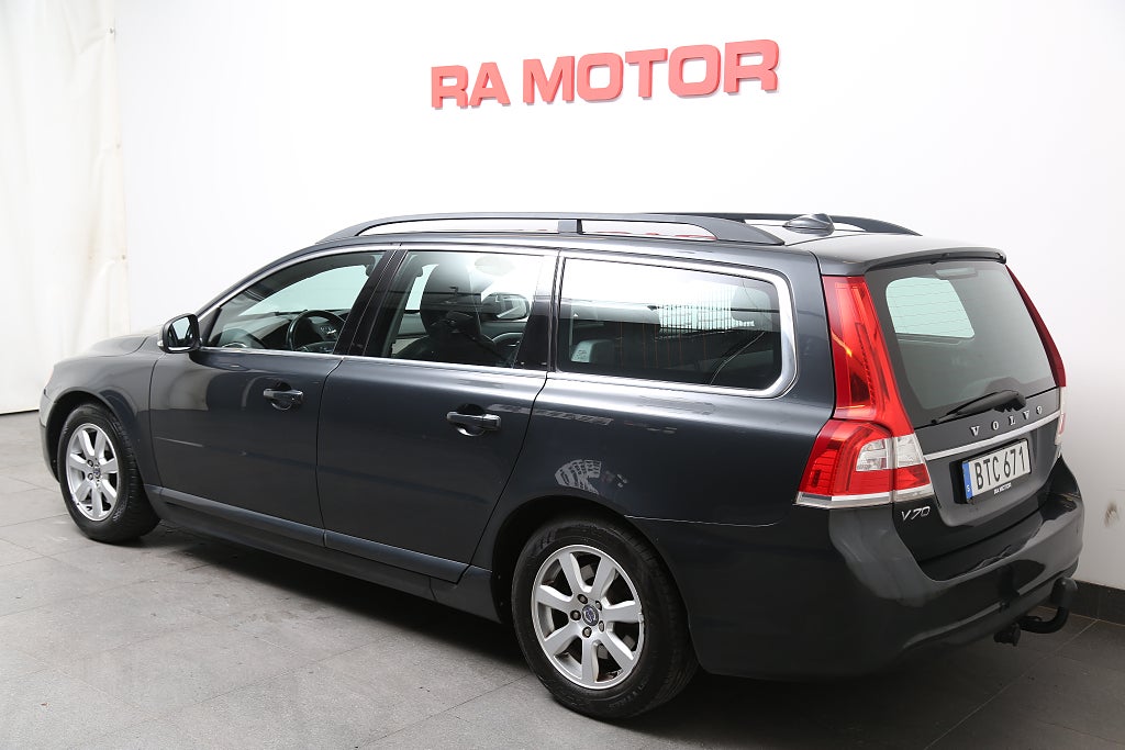 Volvo V70 II D2 S/S Momentum Nybesik Dragkrok 2014