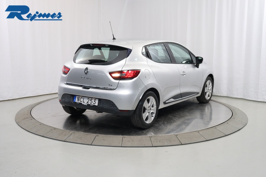 Renault Clio 2016, photo 4/54