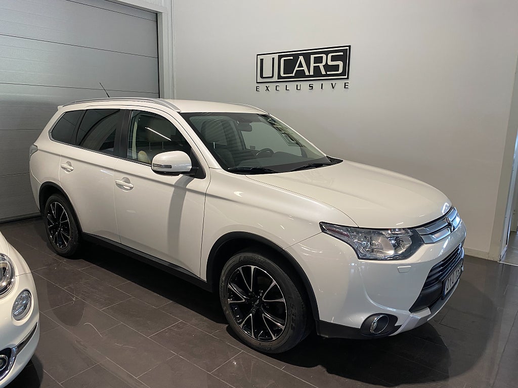 Mitsubishi Outlander 2.2 Di-D 4WD Business 7-Sitsig Drag