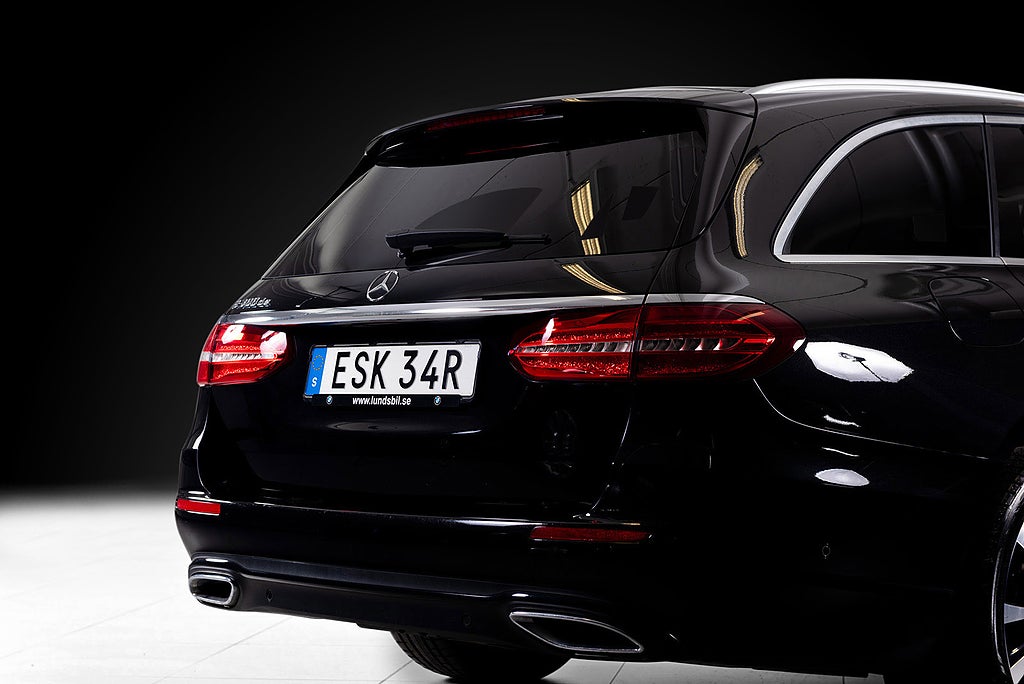 Mercedes-Benz E300 de 2019 - miniatyr 5