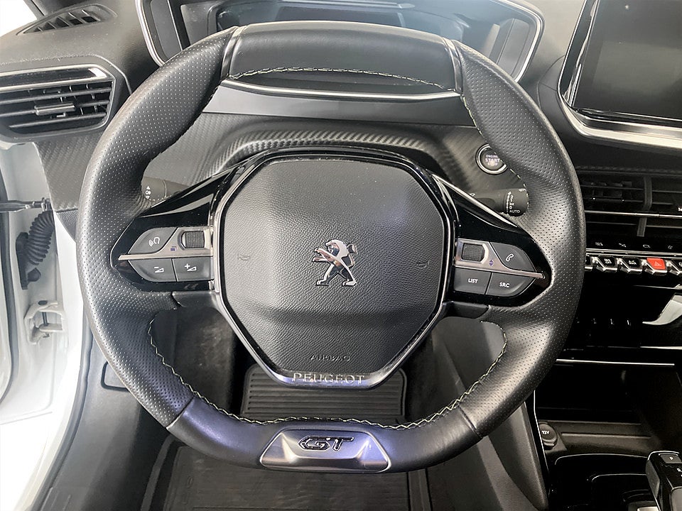 Bild på Peugeot E-208 GT Pack 50kWh 136hk Aut B-KAMERA