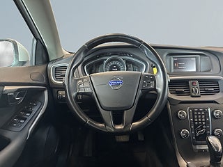 Volvo V40 D2 Powershift Your Kinetic S&V-Hjul/ PVärm/Dvärm/BT – bild 9