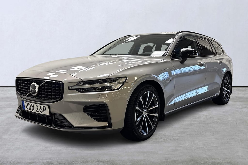 Volvo V60 T6 Plus Dark Nordic Edition (Drag, HK-ljud, 360 kame...