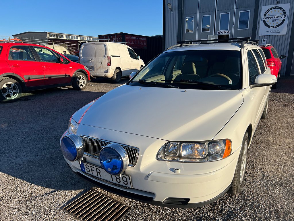 Volvo V70 2.4 Kinetic AUTOMAT DRAG NY KAMREM 170HK