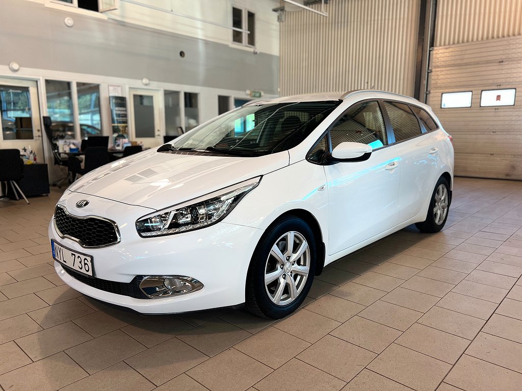 Kia CEED SW 1.4 CRDi EX 1 ägare ! Lågmil !