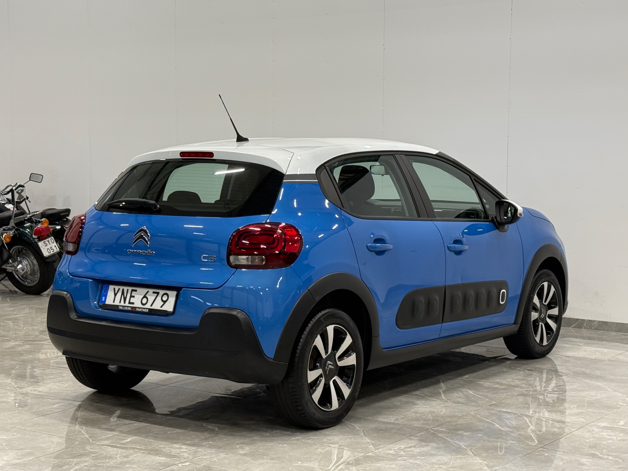 Citroen C3 1.2 PureTech 82 2017, photo 5/50