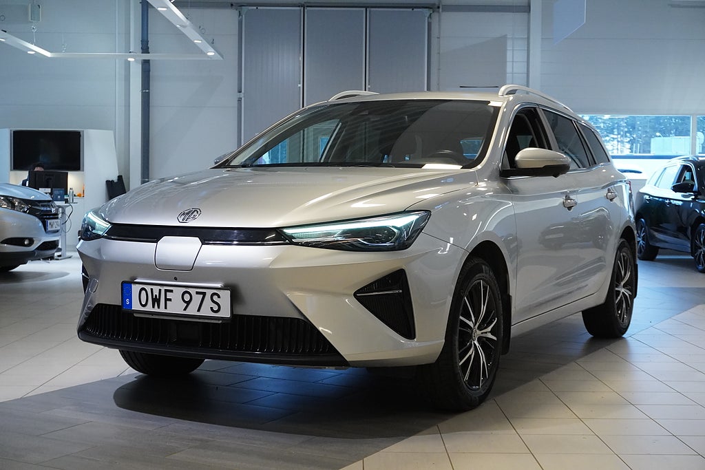 MG 5 0,95% ränta 61 kWh Lux Fartpilot Kamera Apple CarPlay