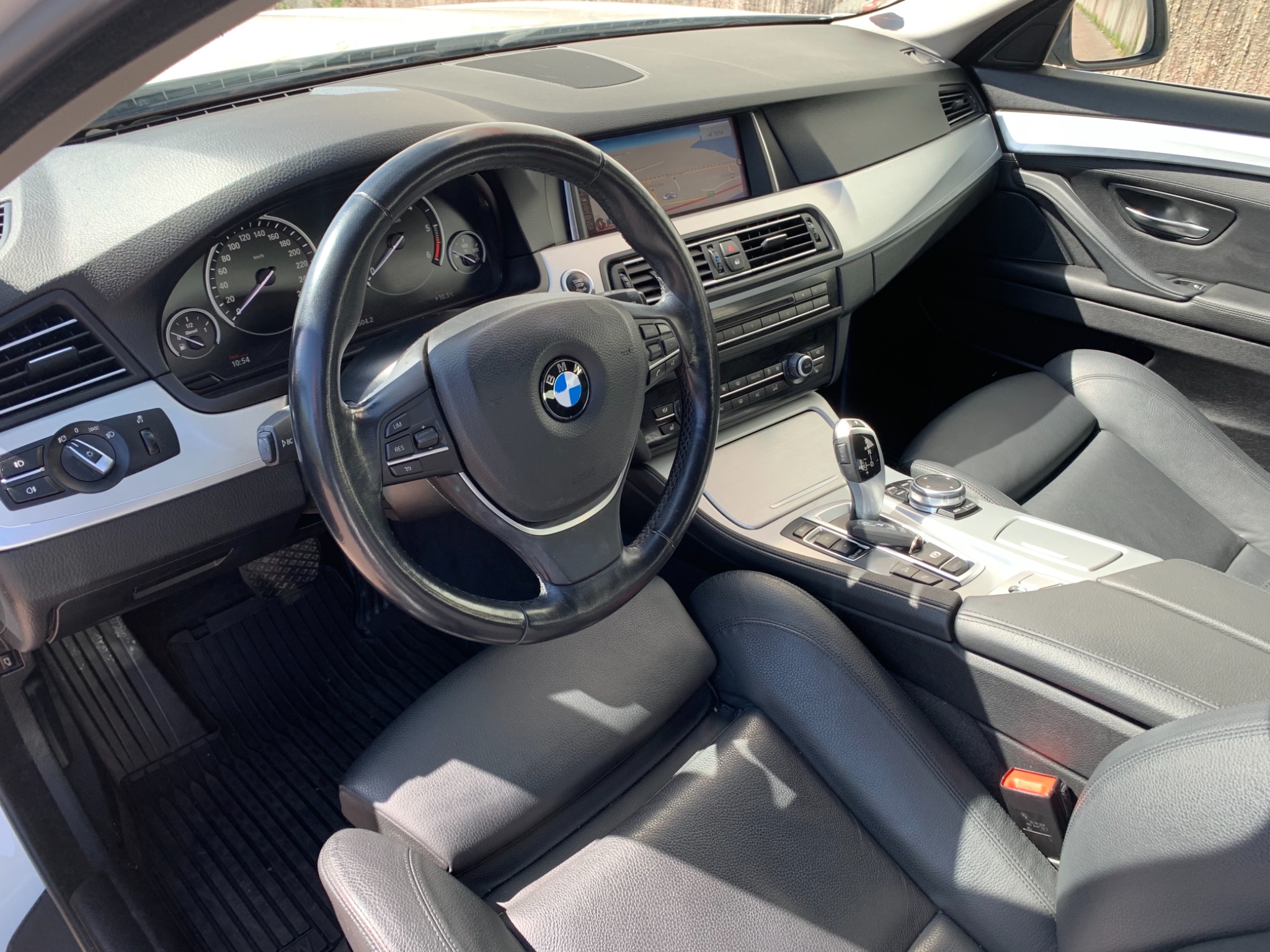 BMW 520 2017, bild 6/10