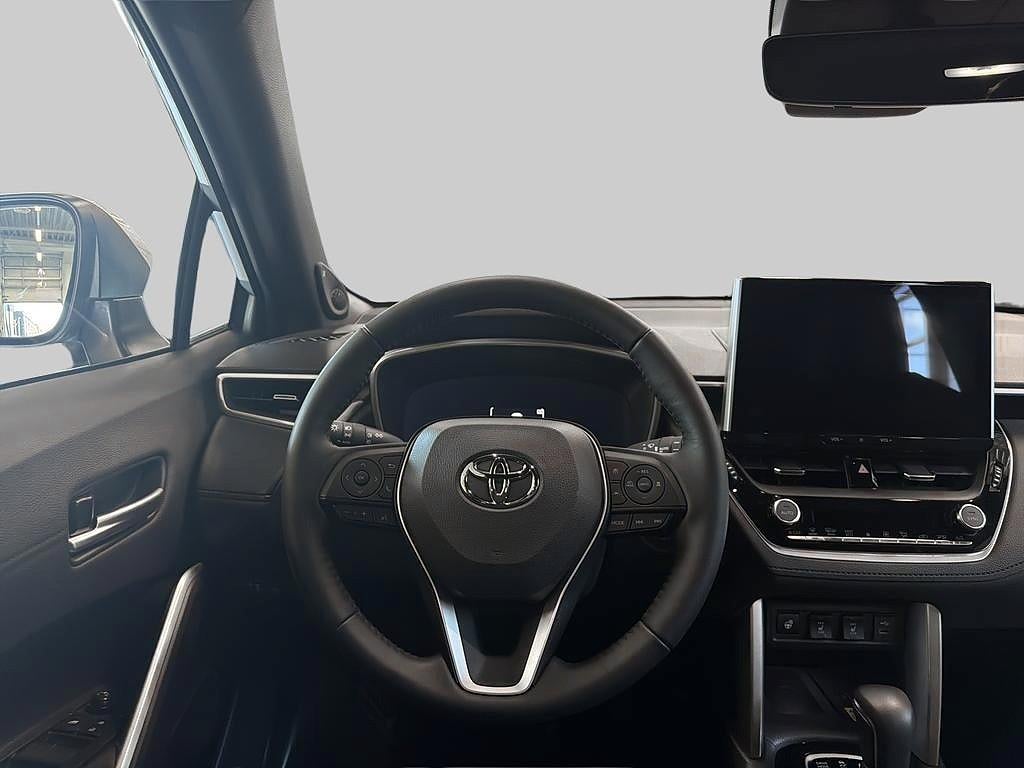 Toyota Corolla Cross 2025 - miniatyr 9