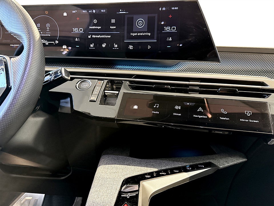 Bild på Peugeot 5008 GT Hybrid 145hk Aut 7-SITS B-KAMERA CARPLAY