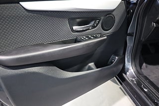 Minibuss BMW 218 11 av 29